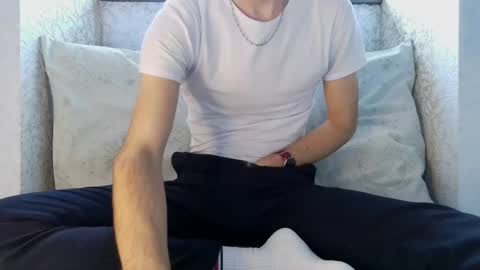 French 666999 online show from 01-16-25, 01:14