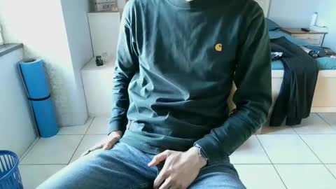 French 666999 online show from 02-06-25, 08:50