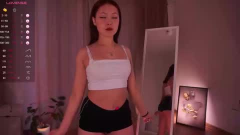 Emmy online show from 03-03-25, 12:16