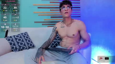 Xavier online show from 11-26-25, 07:37