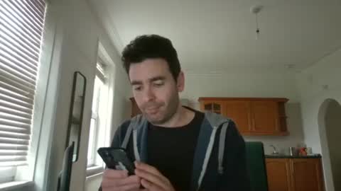 Snapshot of frenchbdmaninlondon chatting on 02-05-26, 11:48 Horny Paul online show from 02-05-26, 11:48