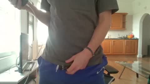 Snapshot of frenchbdmaninlondon chatting on 03-04-26, 01:17 Horny Paul online show from 03-04-26, 01:17