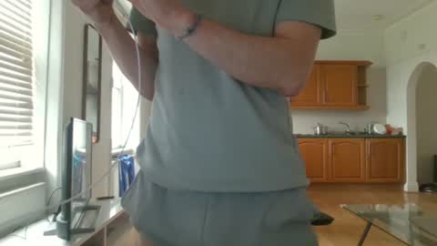 Snapshot of frenchbdmaninlondon chatting on 03-06-26, 12:34 Horny Paul online show from 03-06-26, 12:34