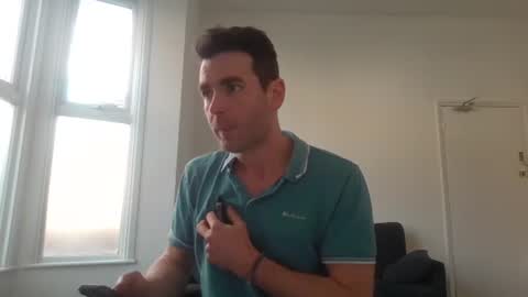 Snapshot of frenchbdmaninlondon chatting on 04-14-26, 10:54 Horny Paul online show from 04-14-26, 10:54