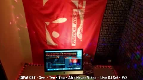 frenchkissdjfk online show from 10-21-25, 06:52