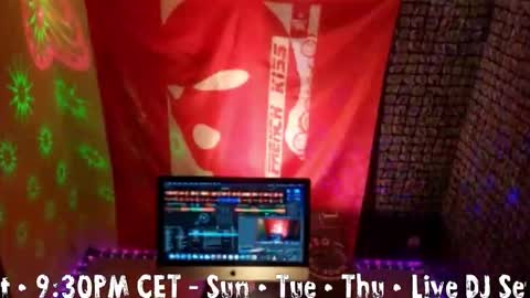 frenchkissdjfk online show from 11-09-25, 05:11