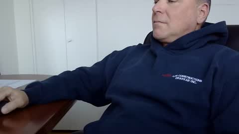 Snapshot of frenchrickdaddy chatting on 12-10-24, 08:05 Rick online show from 12-10-24, 08:05