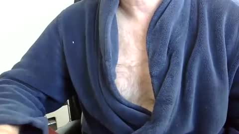 Snapshot of frenchrickdaddy chatting on 02-01-25, 01:20 Rick online show from 02-01-25, 01:20