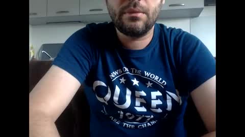 Snapshot of frenchy_from_paris chatting on 05-09-26, 04:23 frenchy_from_paris online show from 05-09-26, 04:23