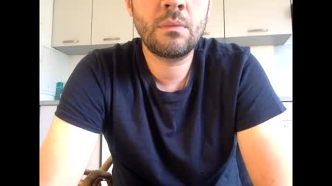 Snapshot of frenchy_from_paris chatting on 06-08-26, 05:13 frenchy_from_paris online show from 06-08-26, 05:13