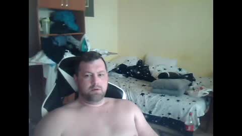 frenks117864 online show from 02-10-26, 10:41