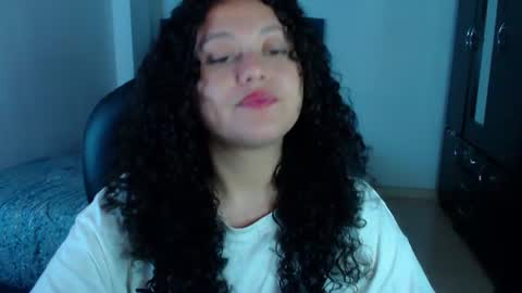 Snapshot of freud_x_louise1 chatting on 06-26-26, 12:09 Louise online show from 06-26-26, 12:09