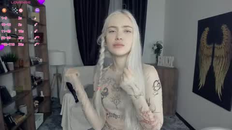 Freya online show from 02-27-26, 06:41