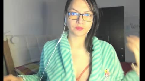 Snapshot of freya_shaik_ chatting on 02-23-26, 04:37 freya_shaik_ online show from 02-23-26, 04:37