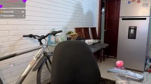 freyaa_sorceress online show from 10-01-25, 08:31