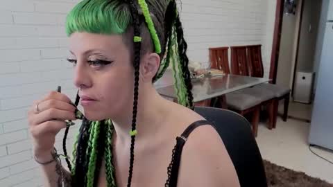 freyaa_sorceress online show from 10-26-25, 03:07