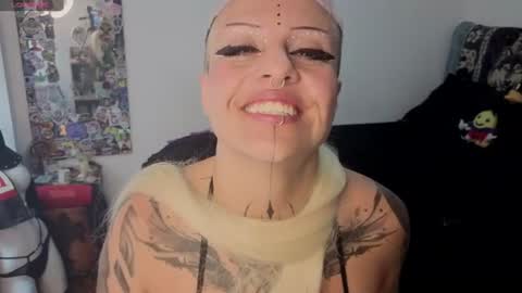 Snapshot of freyaa_sorceress chatting on 08-07-26, 05:15 freyaa_sorceress online show from 08-07-26, 05:15