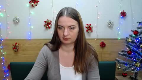 FreyaDak online show from 12-22-24, 03:22