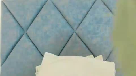 Snapshot of freyamoller_ chatting on 08-01-26, 07:24 FreyaMoller online show from 08-01-26, 07:24
