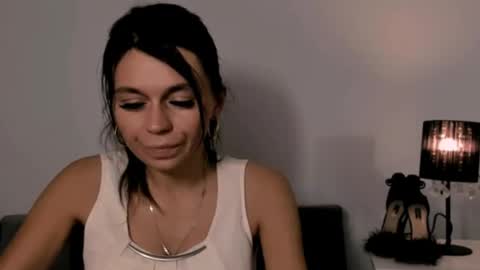 freyanaughty69 online show from 06-17-26, 05:25
