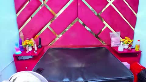 Snapshot of freyja_naugthy chatting on 12-02-25, 12:21 freyja_naugthy online show from 12-02-25, 12:21