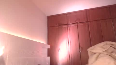 FREYJA LOREN online show from 03-01-25, 05:31