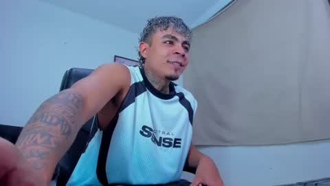 Snapshot of freyva_ chatting on 07-14-26, 01:30 freyva_ online show from 07-14-26, 01:30