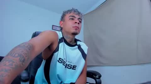 Snapshot of freyva_ chatting on 07-14-26, 02:05 freyva_ online show from 07-14-26, 02:05