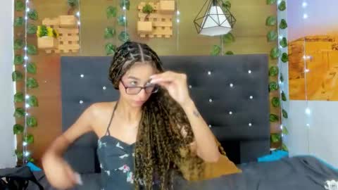 Frezzita online show from 09-21-25, 07:59