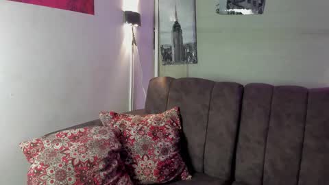 Frezzita online show from 11-05-25, 08:42