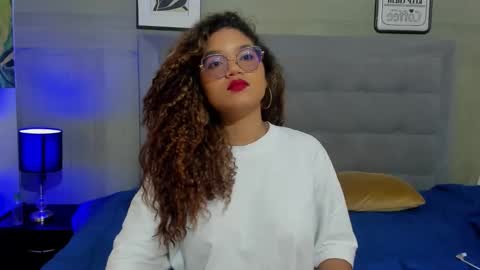 Frezzita online show from 12-19-25, 08:05