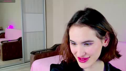 Frida online show from 12-28-24, 02:01