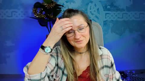 Snapshot of fridatander chatting on 01-05-25, 03:45 Frida Tander online show from 01-05-25, 03:45