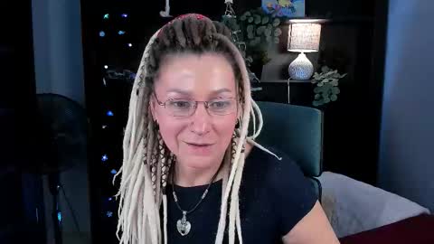 Frida Tander online show from 12-20-25, 05:25