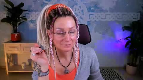 Frida Tander online show from 02-03-26, 06:40