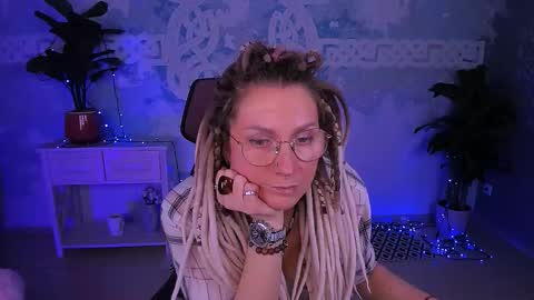 Frida Tander online show from 03-09-26, 05:22