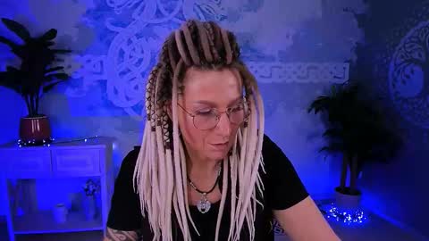 Frida Tander online show from 03-28-26, 05:29