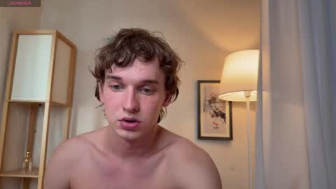 Snapshot of friday_gay_dude chatting on 04-04-26, 01:30 Andrew online show from 04-04-26, 01:30