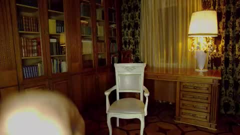 Viktor online show from 11-23-25, 09:47