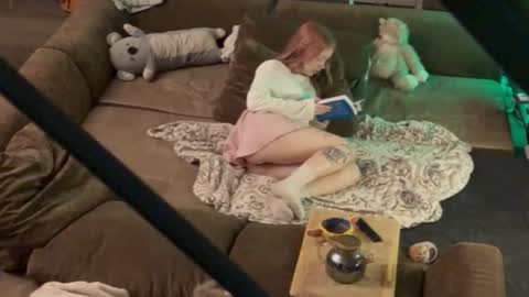 friend_zone_ online show from 11-13-25, 04:28