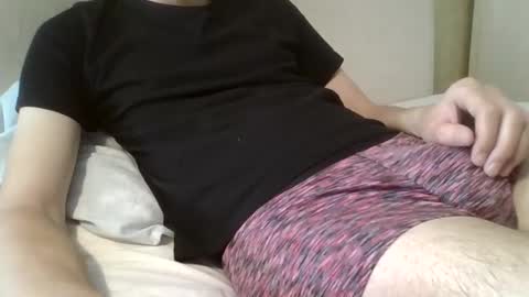 Snapshot of friendly_frank_18 chatting on 03-09-25, 11:47 friendly_frank_18 online show from 03-09-25, 11:47