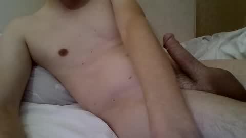 Snapshot of friendly_frank_18 chatting on 10-22-25, 10:42 friendly_frank_18 online show from 10-22-25, 10:42