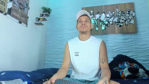 Adam y pitter online show from 10-05-25, 02:04