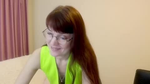 Snapshot of fritha chatting on 01-14-26, 12:05 Next stream November 29 2024 online show from 01-14-26, 12:05