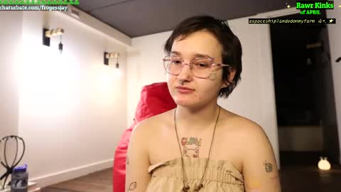   Jaywise Frogfoot  online show from 04-03-26, 05:44