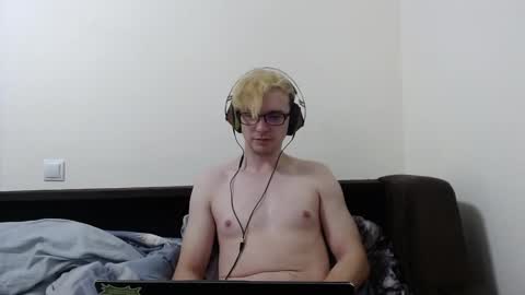 Snapshot of from_rus_with_love chatting on 12-01-25, 12:15 from_rus_with_love online show from 12-01-25, 12:15