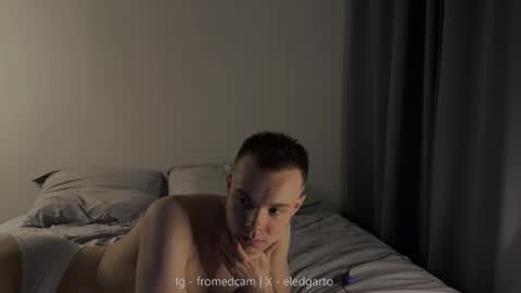 Snapshot of fromedcam chatting on 10-13-25, 09:37 ED online show from 10-13-25, 09:37