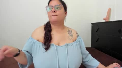 Lucy online show from 02-14-26, 08:27