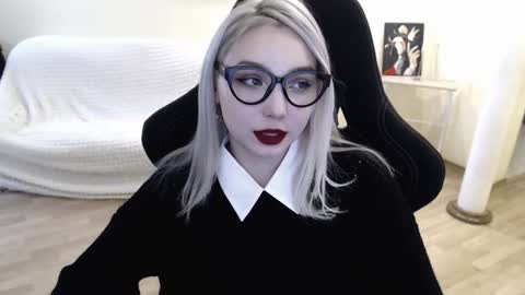 Lilith online show from 02-05-25, 10:51