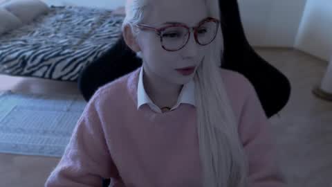 Lilith online show from 05-04-26, 11:39